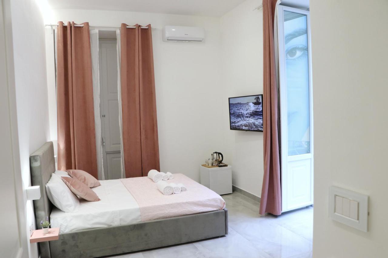 Barbaro Suite & Apartment Napoli Dış mekan fotoğraf