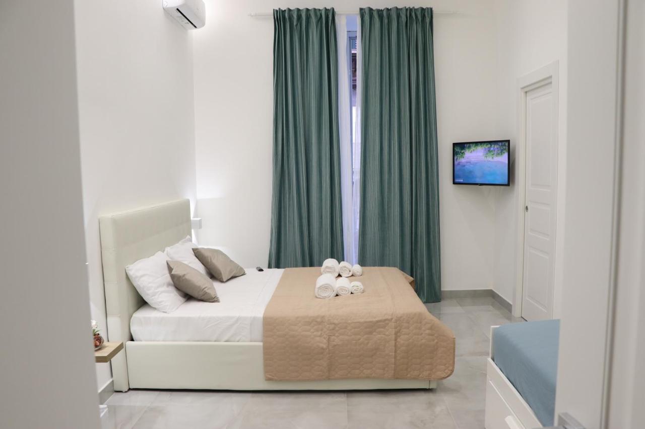 Barbaro Suite & Apartment Napoli Dış mekan fotoğraf