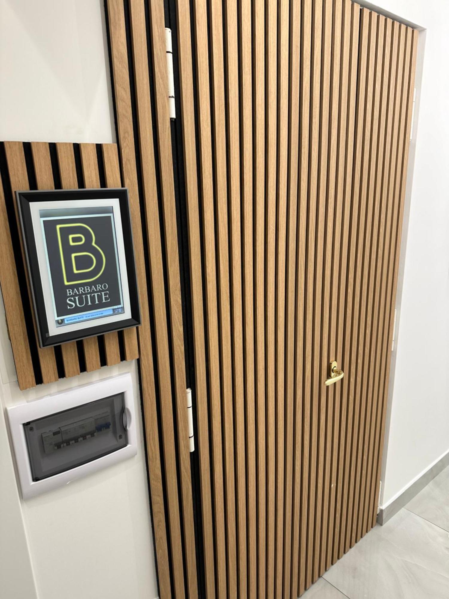 Barbaro Suite & Apartment Napoli Dış mekan fotoğraf